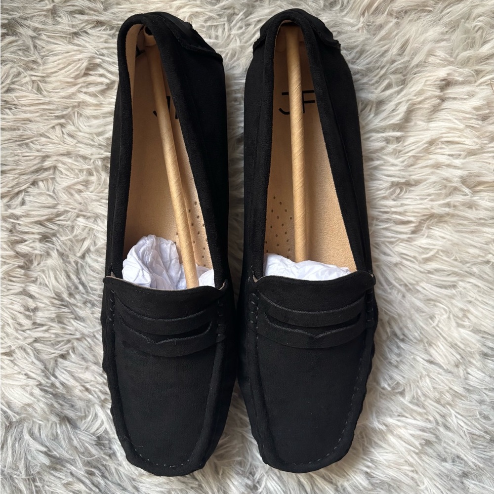 NWT JustFab Black Reagan Loafers